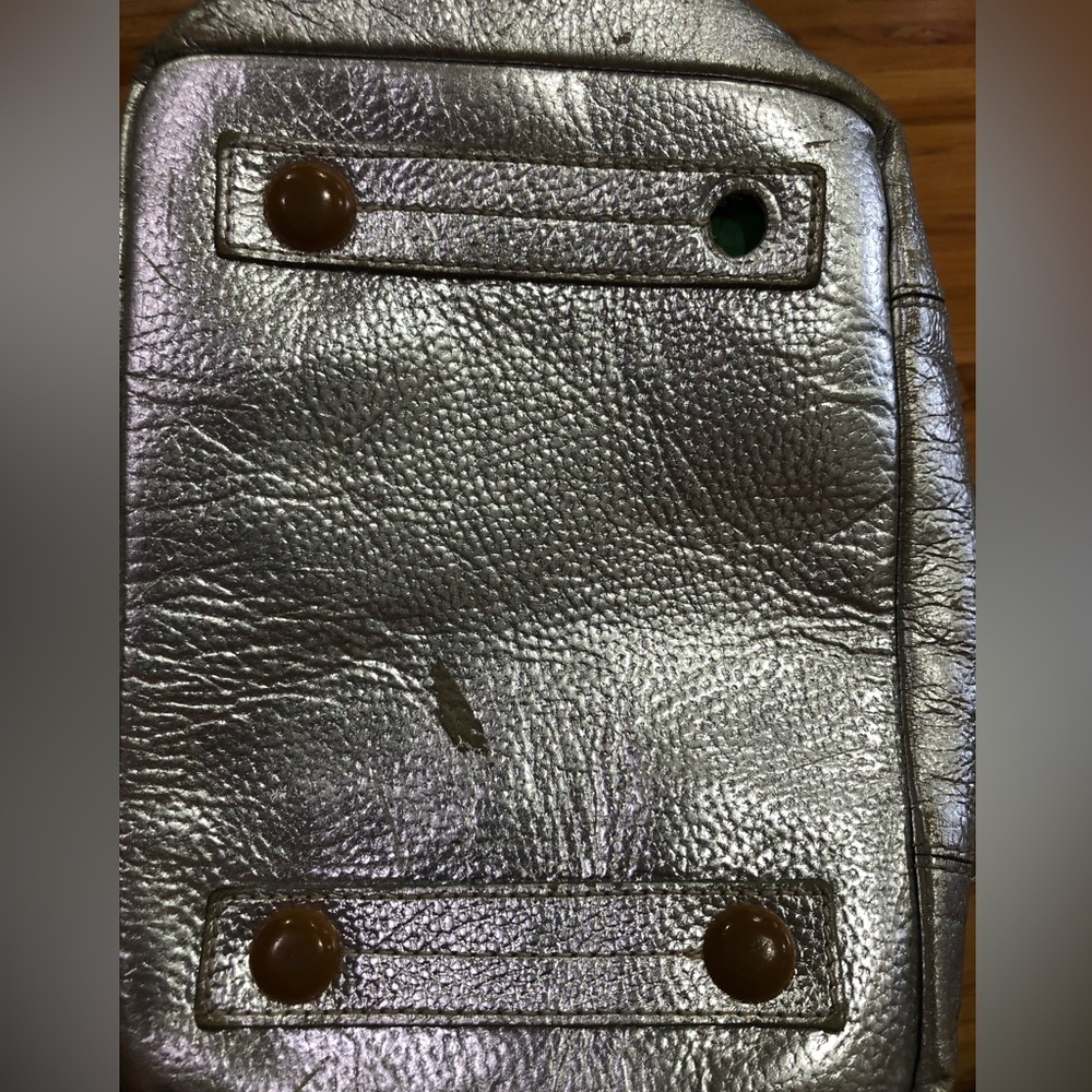 Silver Metallic Genuine Leather Bag - Picture 7 of 10